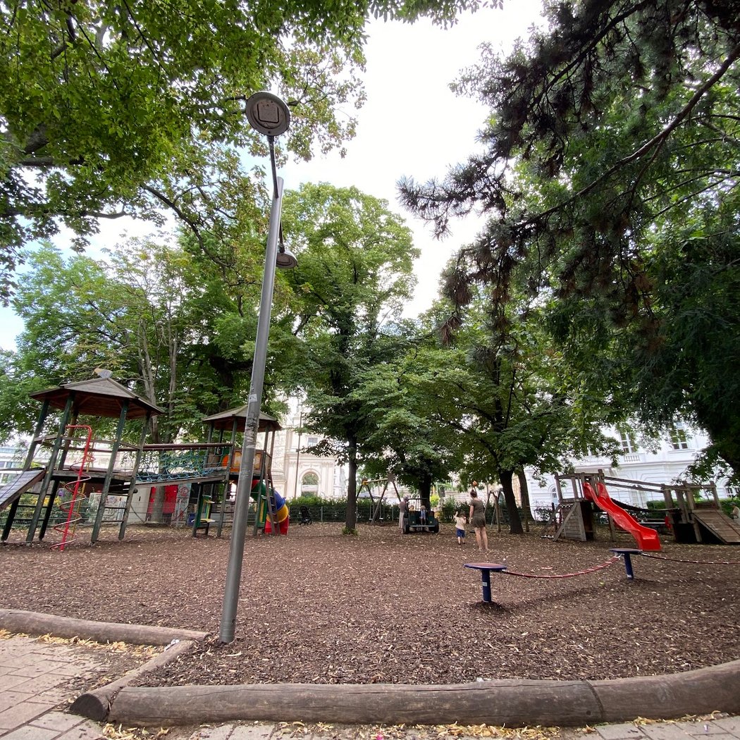 Kinderspielplatz Falco 2