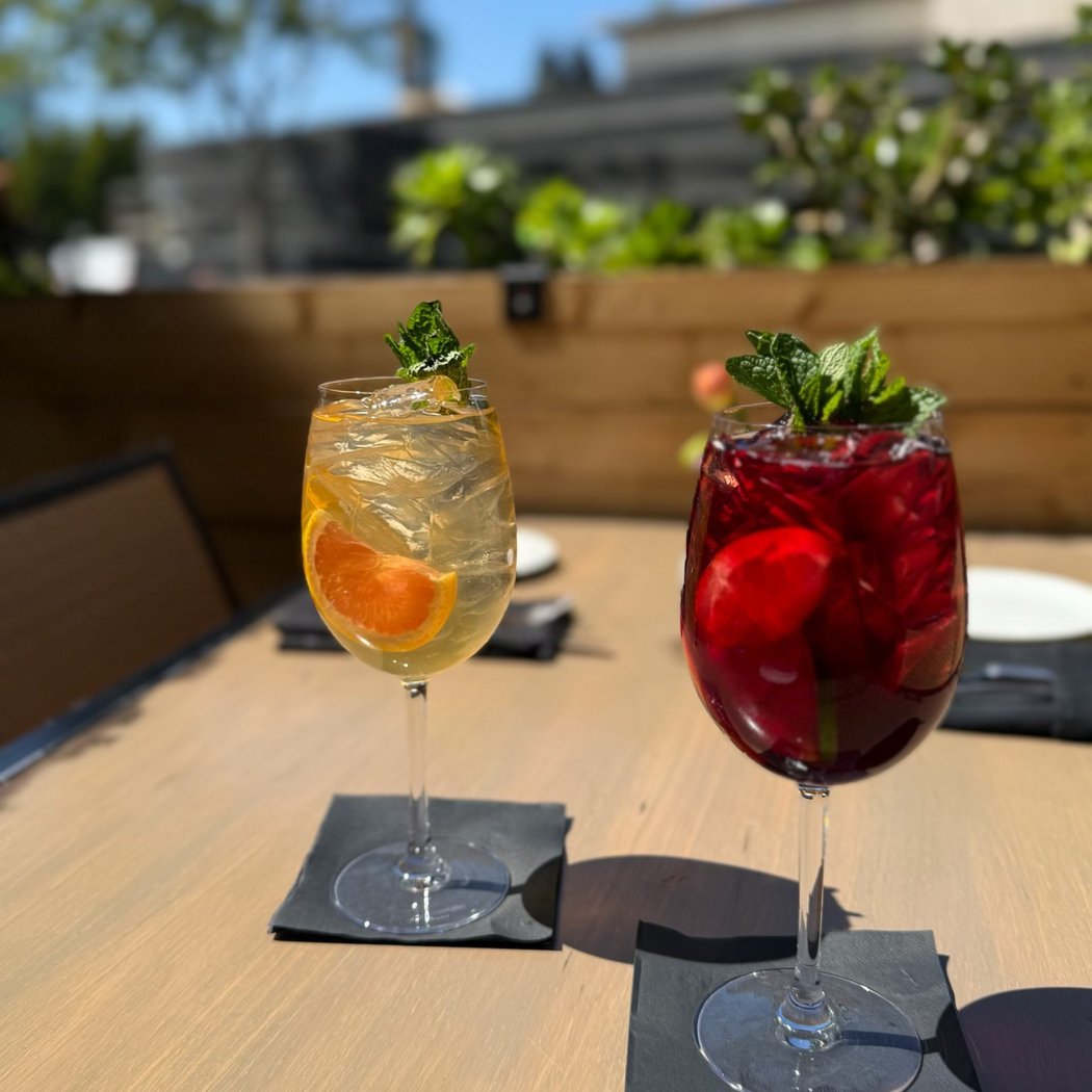 Happy Hour 1