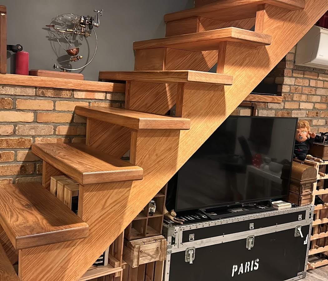 Alvaro Stairs LLC 3