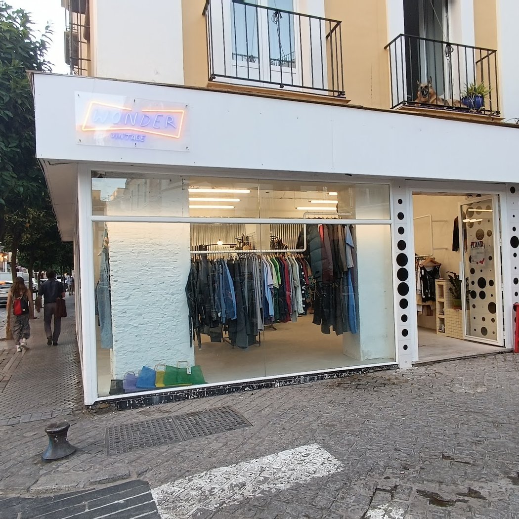 WONDER VINTAGE SEVILLA 3