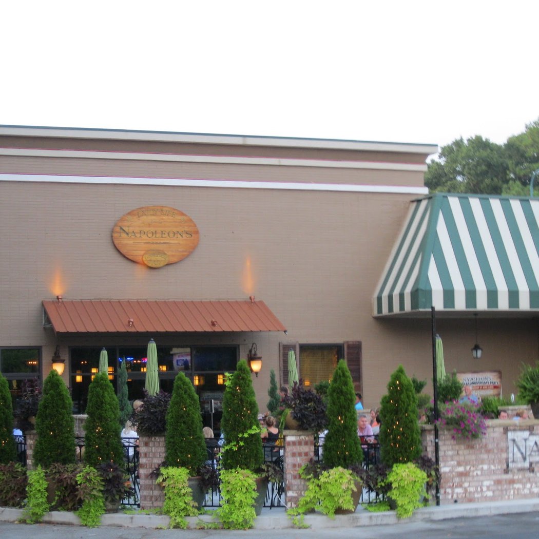 Napoleon's Grill 2