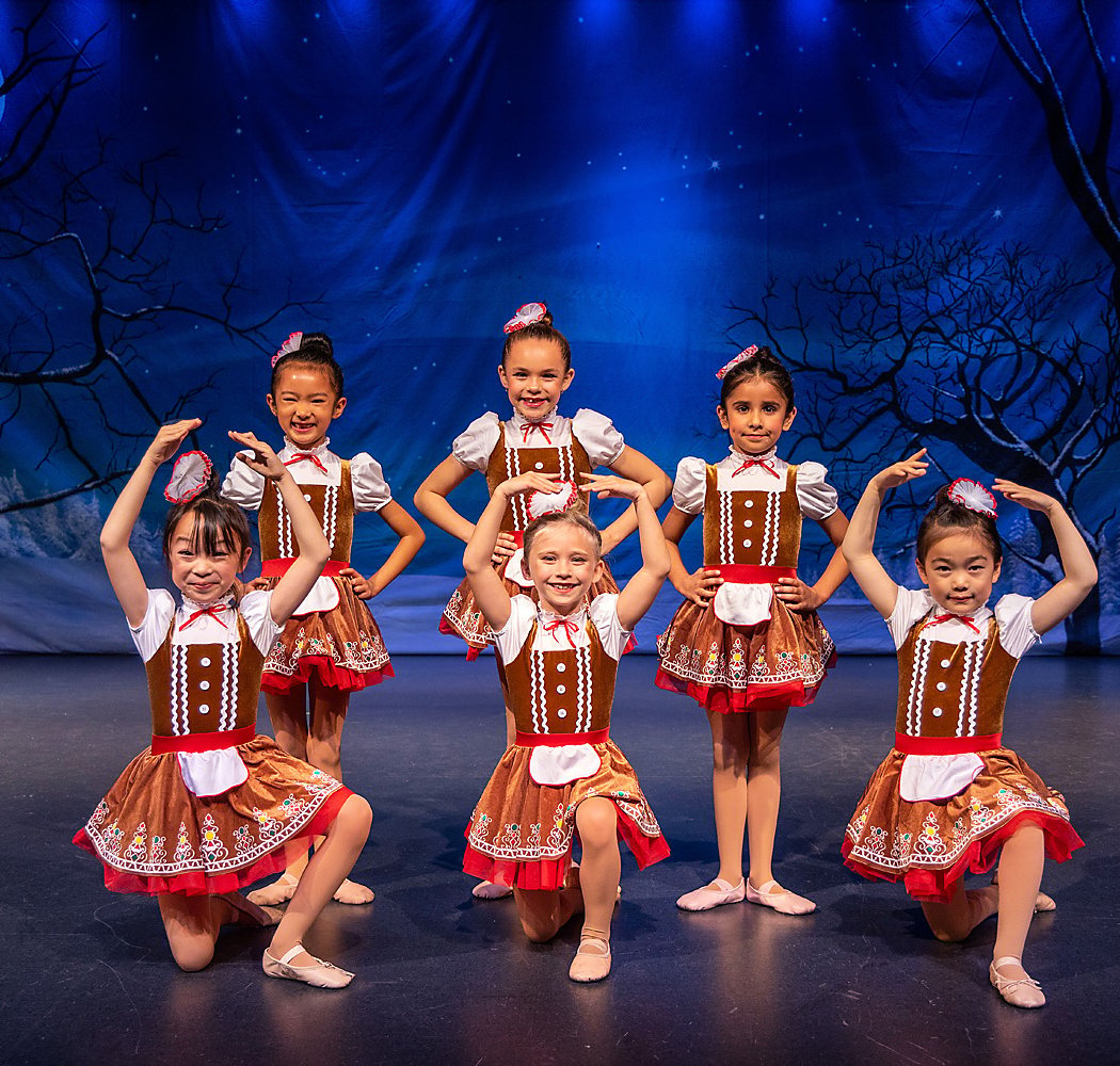 Ballet Angelina Ballerina (Ages 3-4) 2