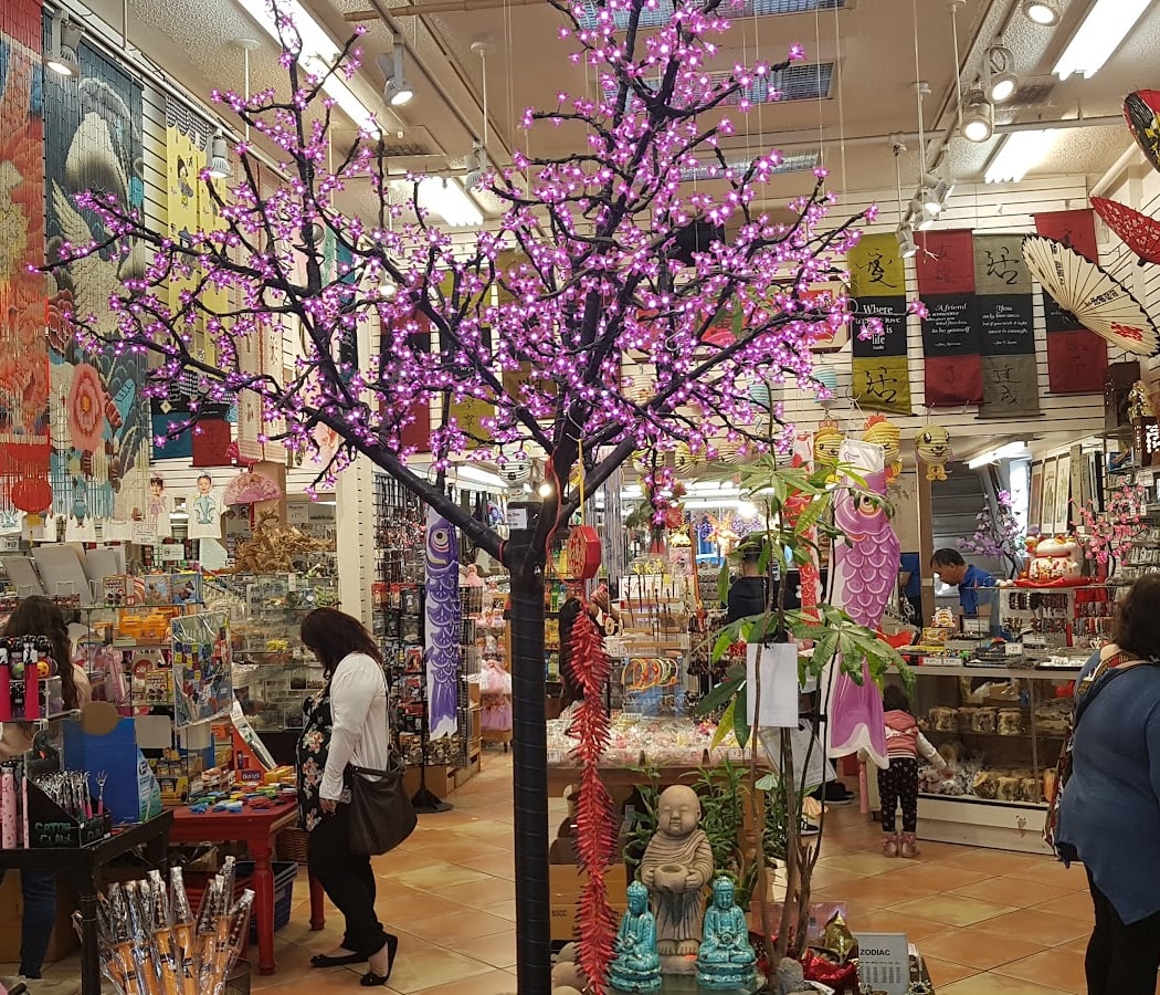 Peking Bazaar 1