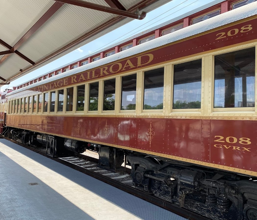Dinos On the Tracks 2026 4