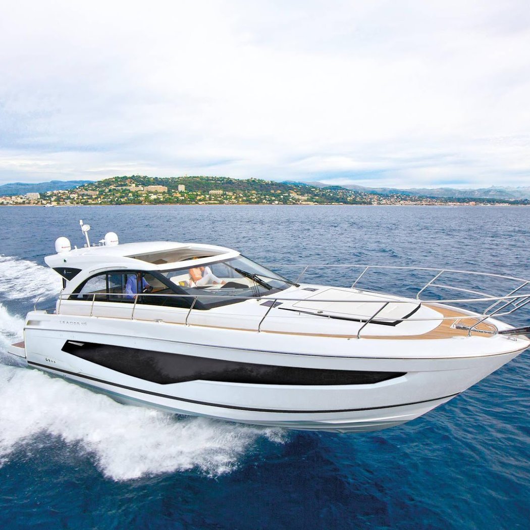 Charterminute Yacht Charter & Boat Rental 3
