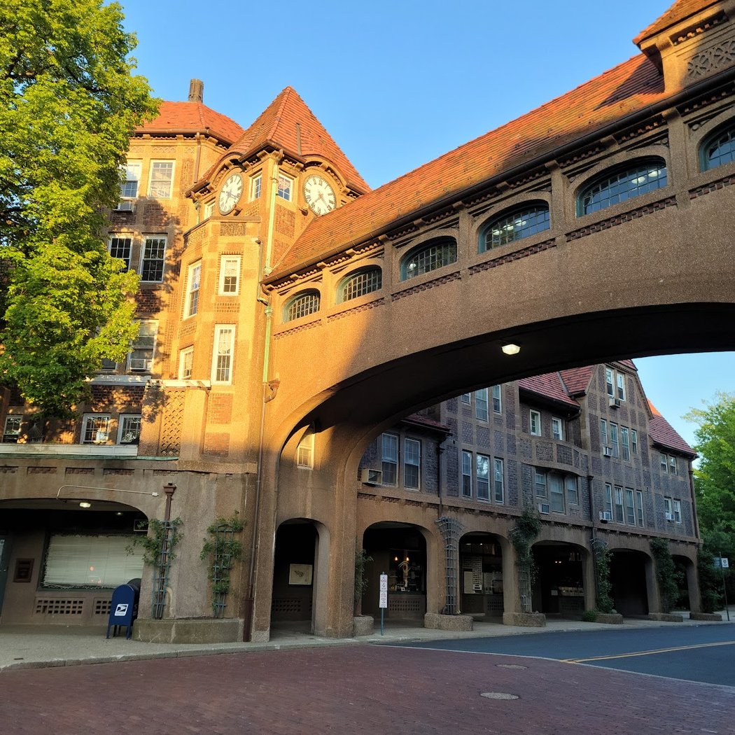 Forest Hills 1
