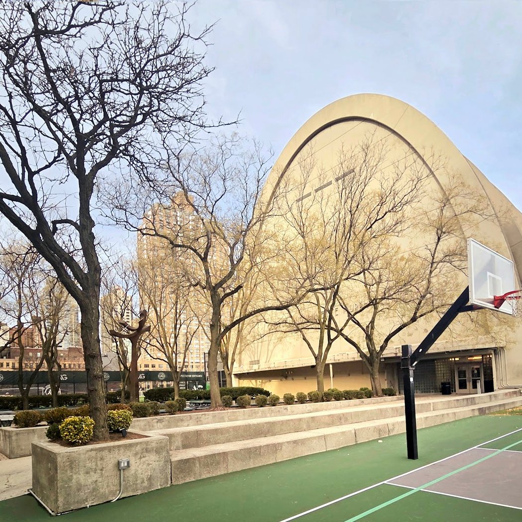 Asphalt Green-Outdoor Basketball Court 1