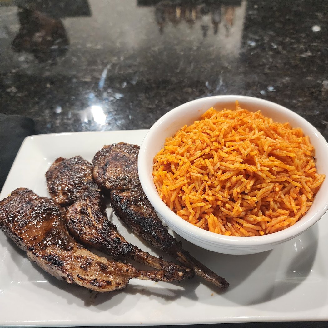 Fusion Vibes Kitchen + Lounge 3