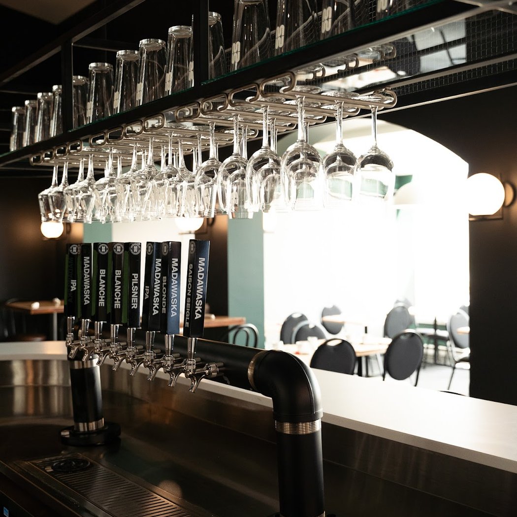 Restaurant Bar Le 1212 2