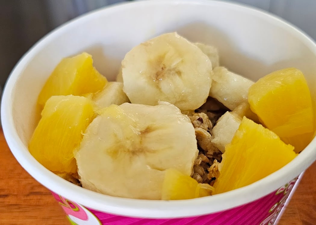 Menchie's Frozen Yogurt & Coffee 2