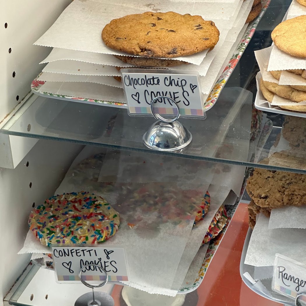 Sweet Mandy B's Bakery 3