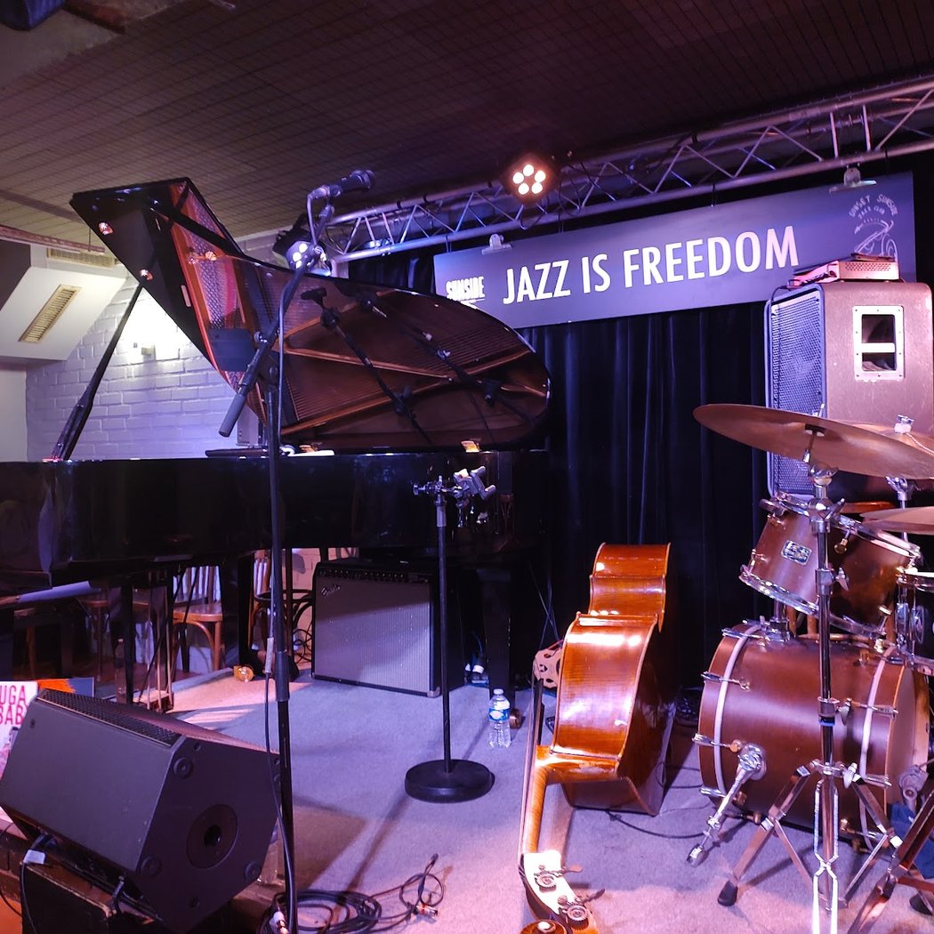 Jazz and Afternoon Tea at Sunset Sunside 3