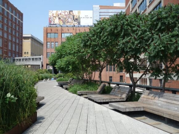 The Diller - Von Furstenberg Sundeck 1