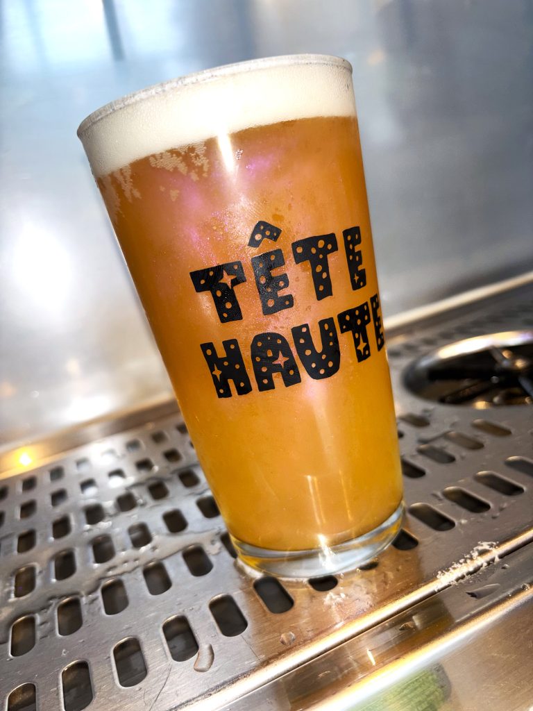 Mashup Bar Restaurant Brewpub 3