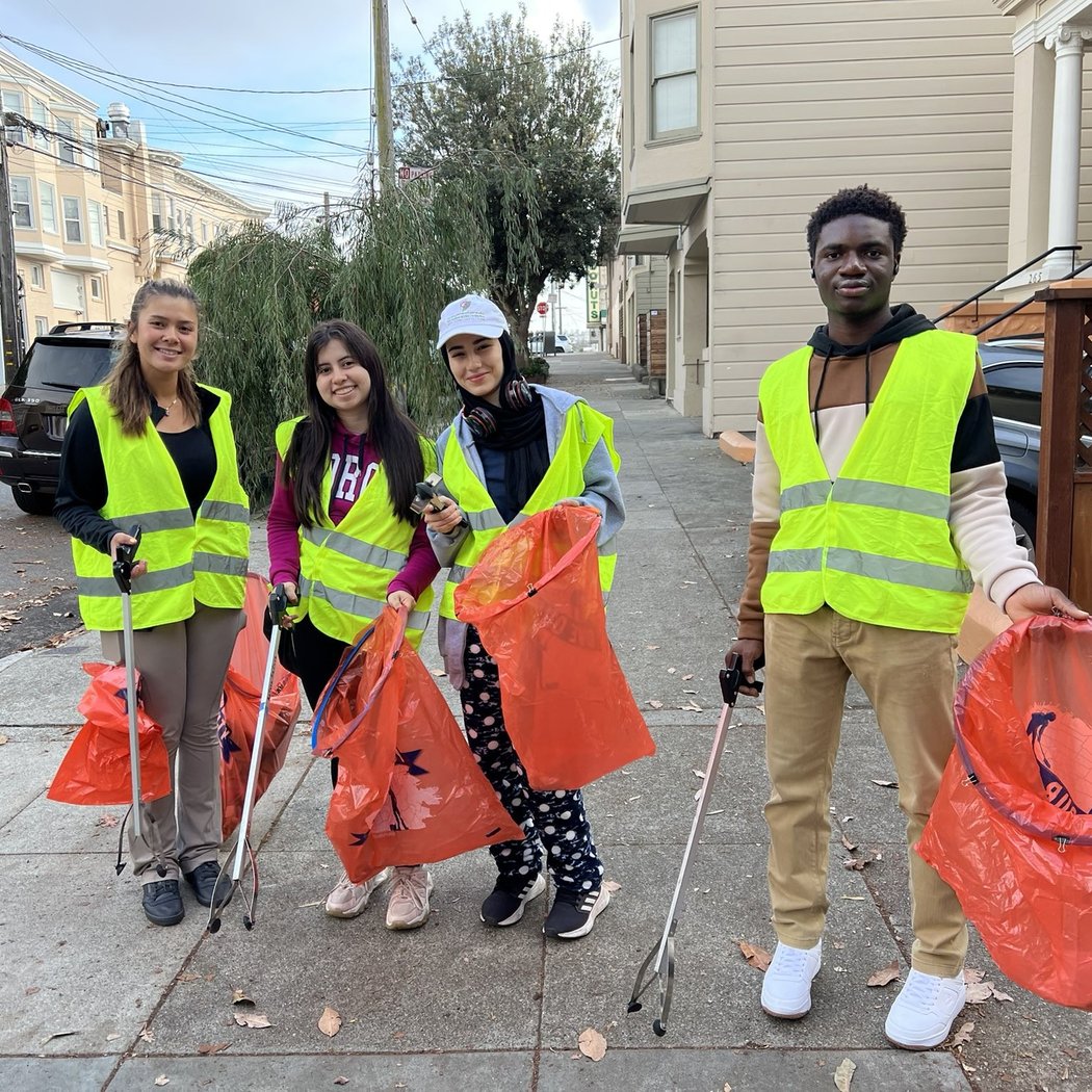 Richmond Library Cleanup - Volunteer Community Service 3