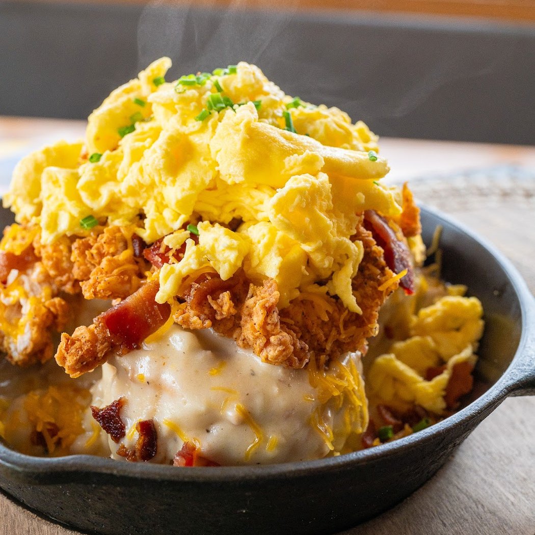 Mama's Comfort Food & Cocktails 1