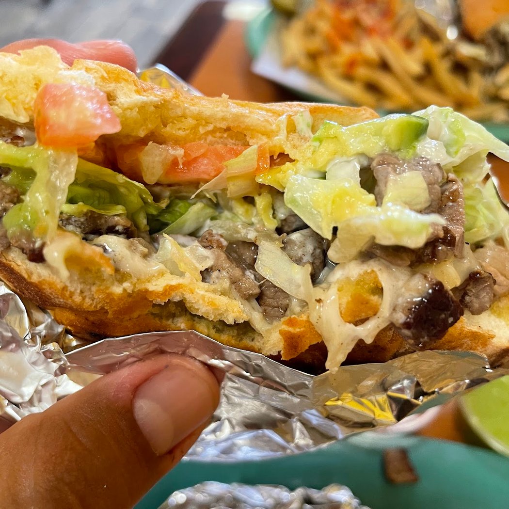 El Caporal Taqueria 3