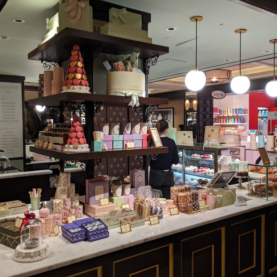 The Plaza Food Hall 4