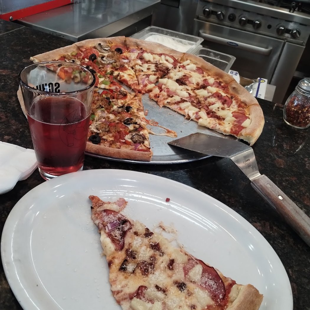 Good Fellas Pizza & Pasta 3