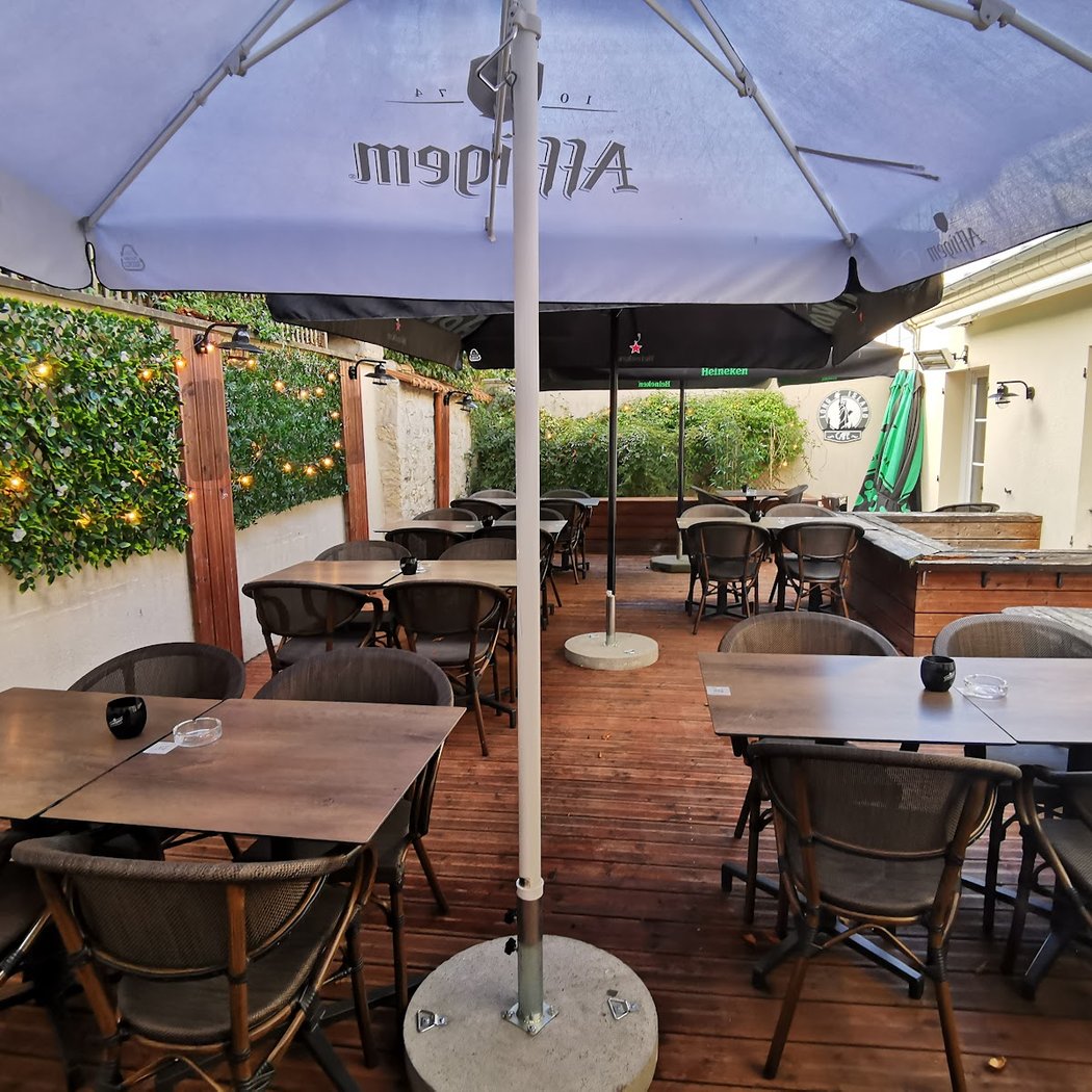 Long Island Café 2