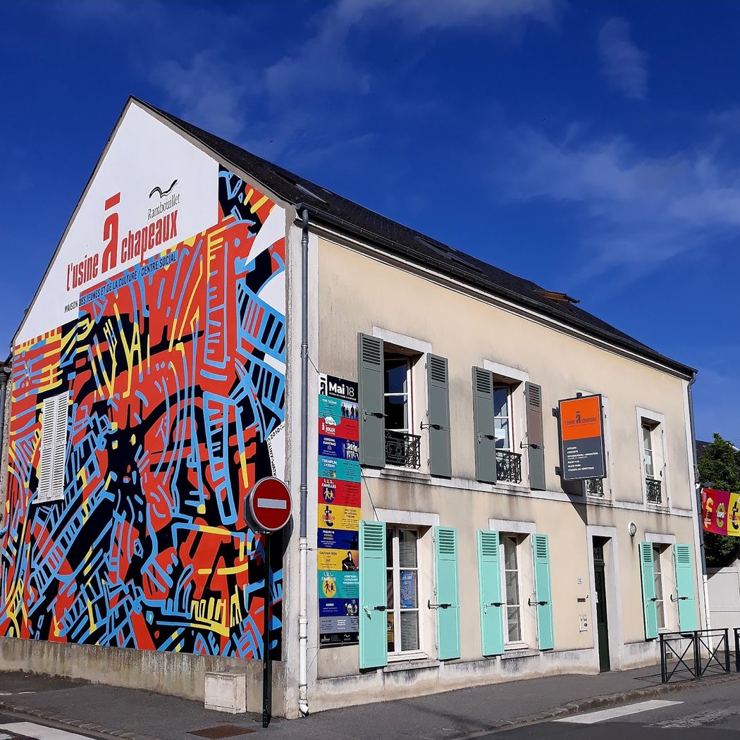 Maison Des Jeunes De Culture 2