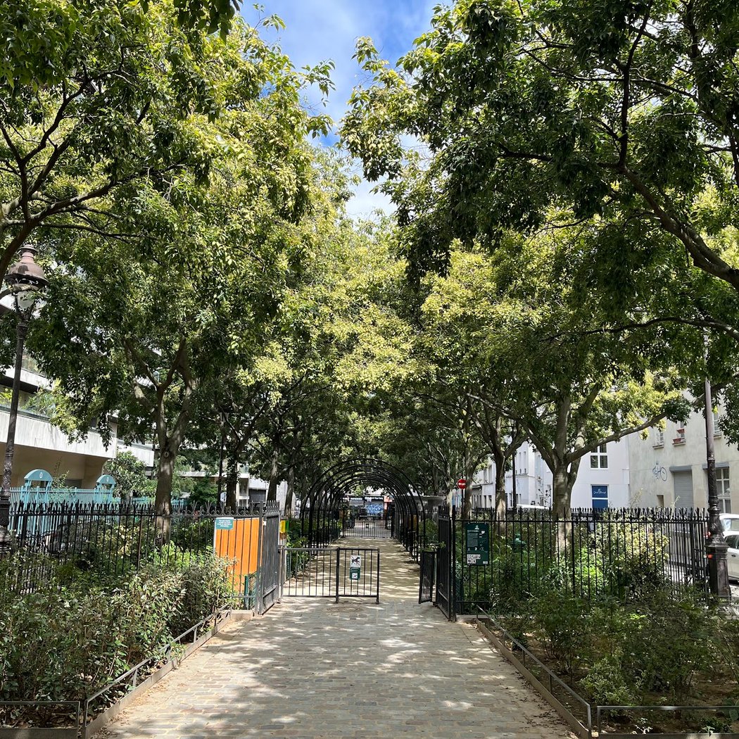 Square Georges Sarre 1
