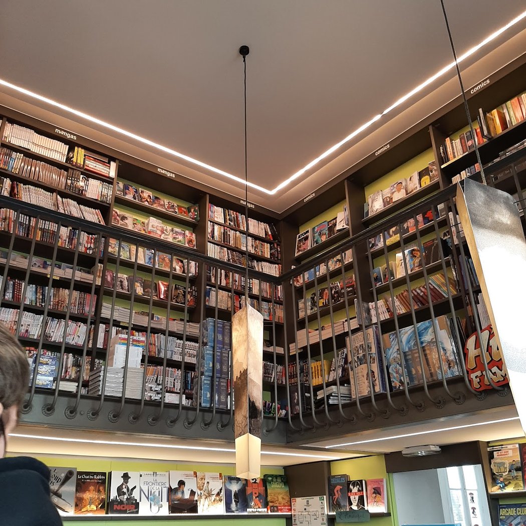 Béatrice Revel en dédicace à Atout Livre BD 1