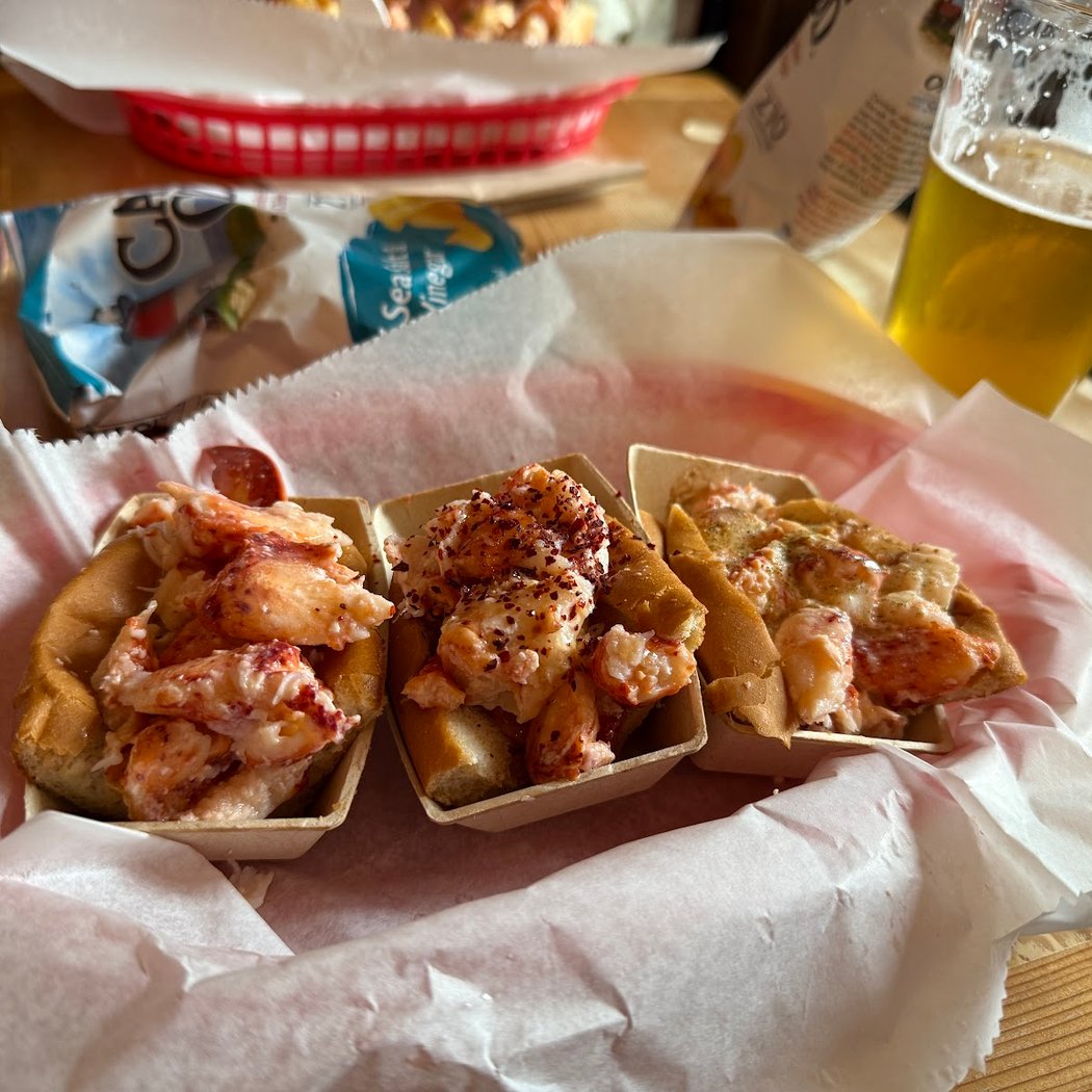 Luke's Lobster FiDi 3