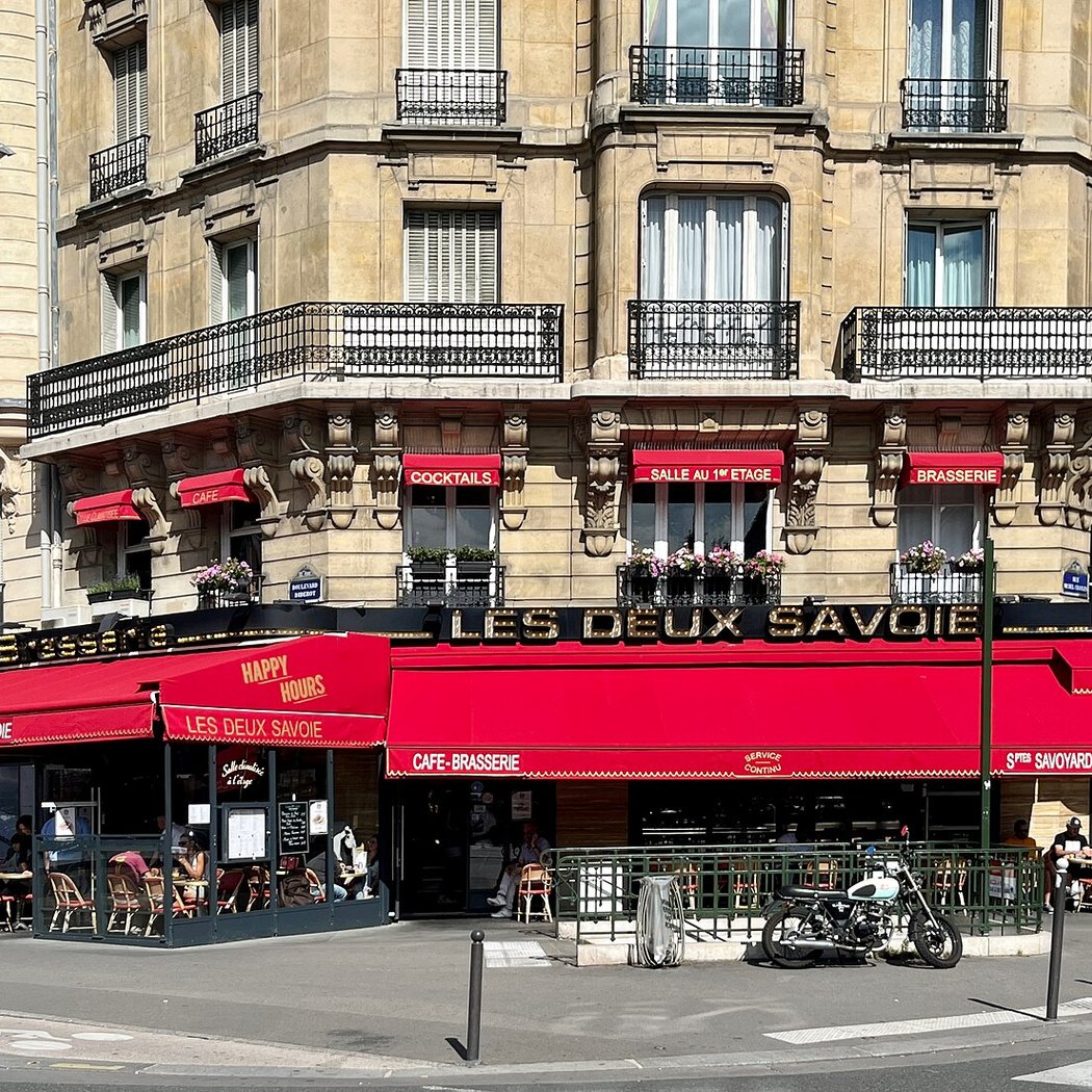 LES DEUX SAVOIE BRASSERIE 2
