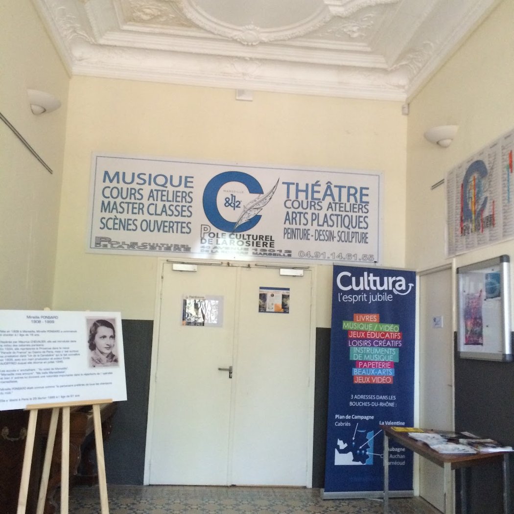 Chateau La Rosière- pole culturel 11&12 arrondissement 5
