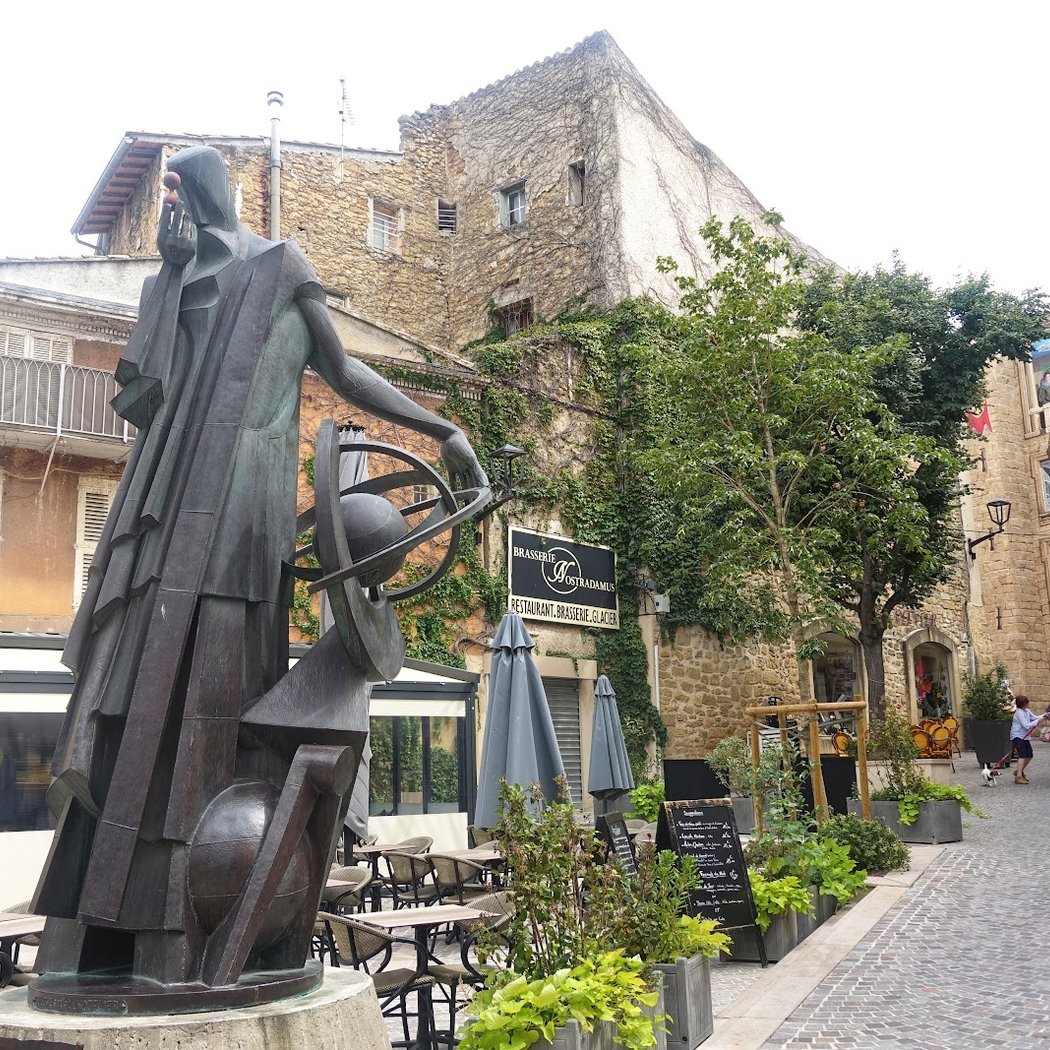 Salon-de-Provence 2