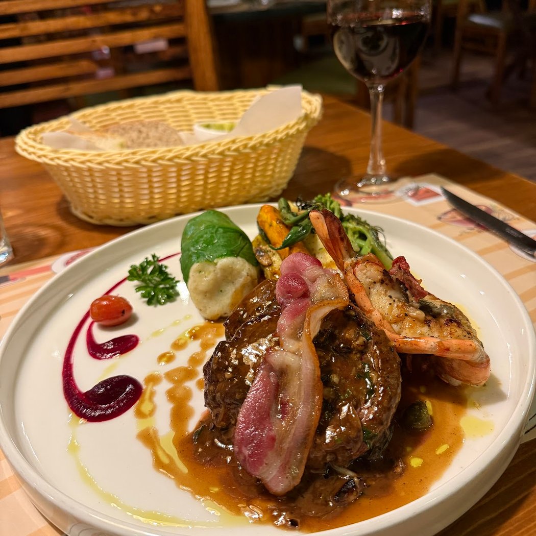 Chianti, Hebbal 3