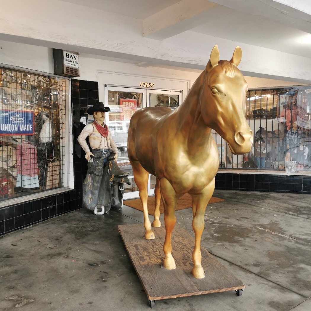 Golden Gate Western Wear 1