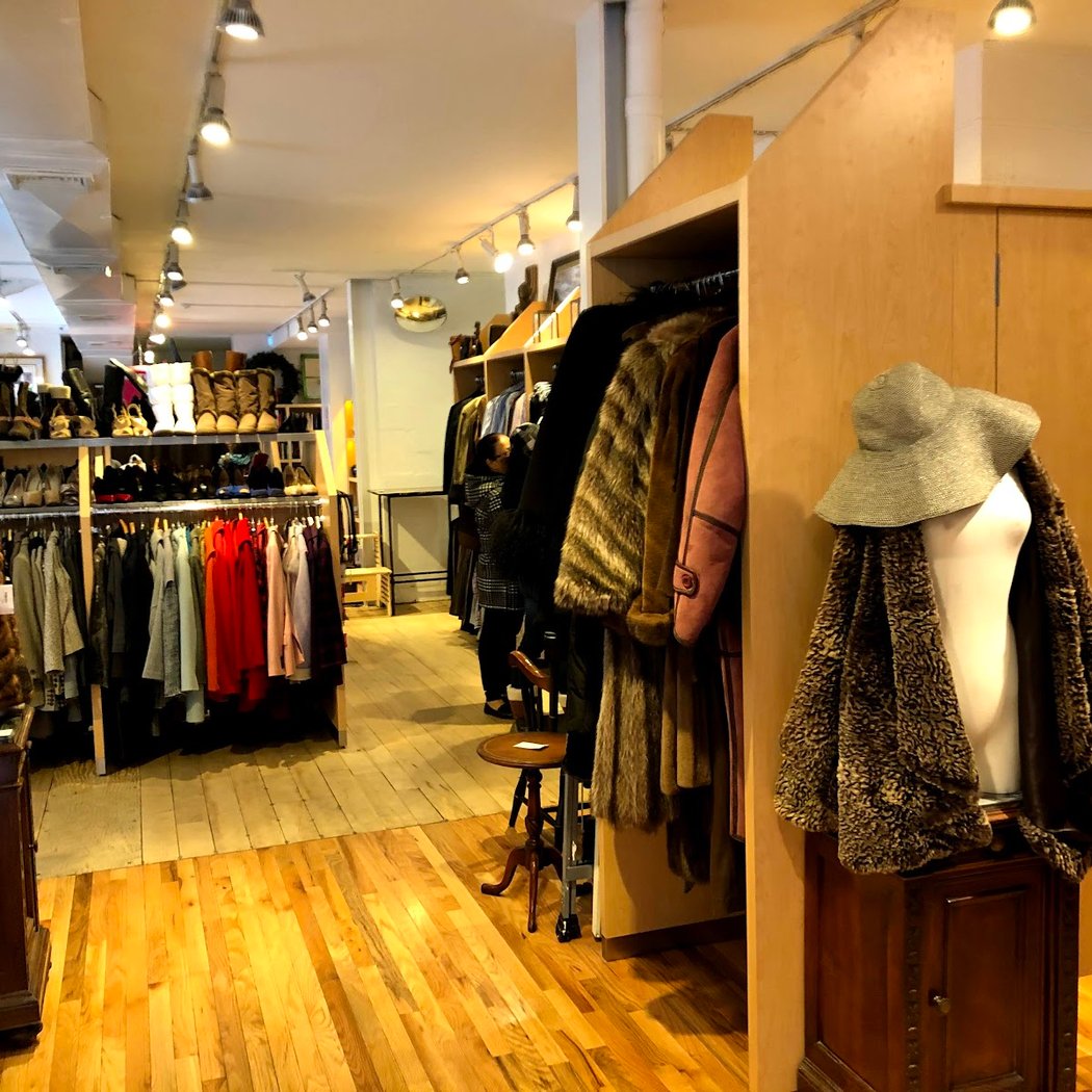 Housing Works Thrift Shop - Yorkville 3