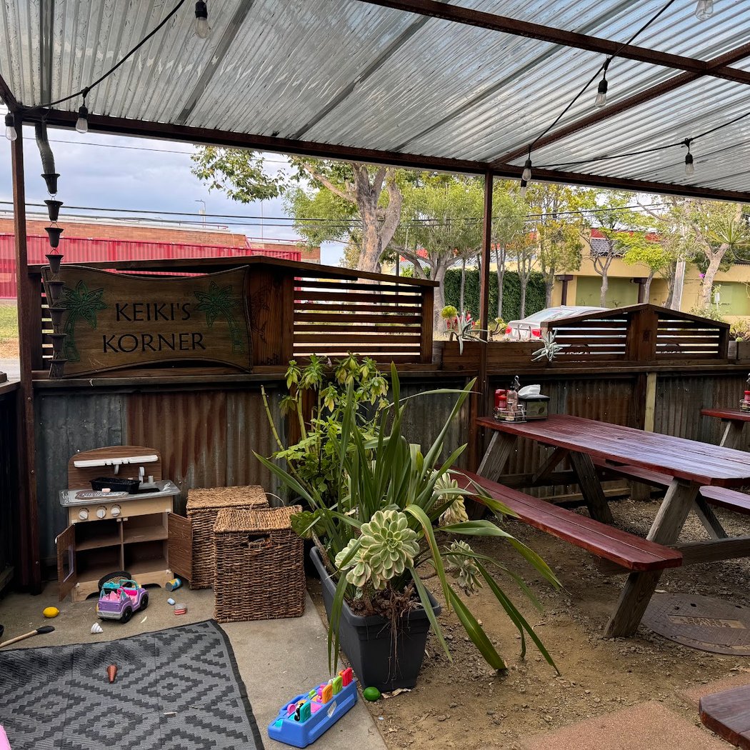 Pono Hawaiian Kitchen & Tap 3