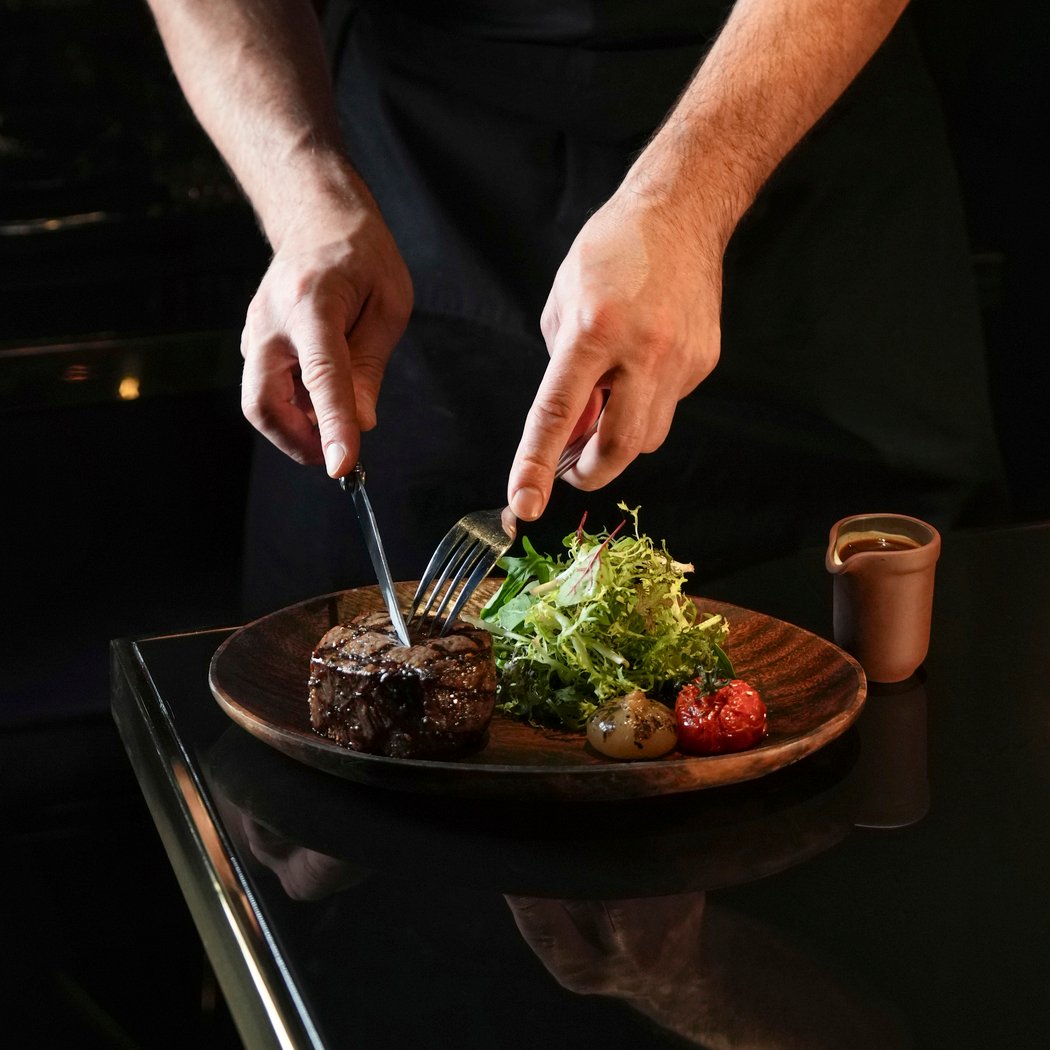 Level Restaurant & Bar 4