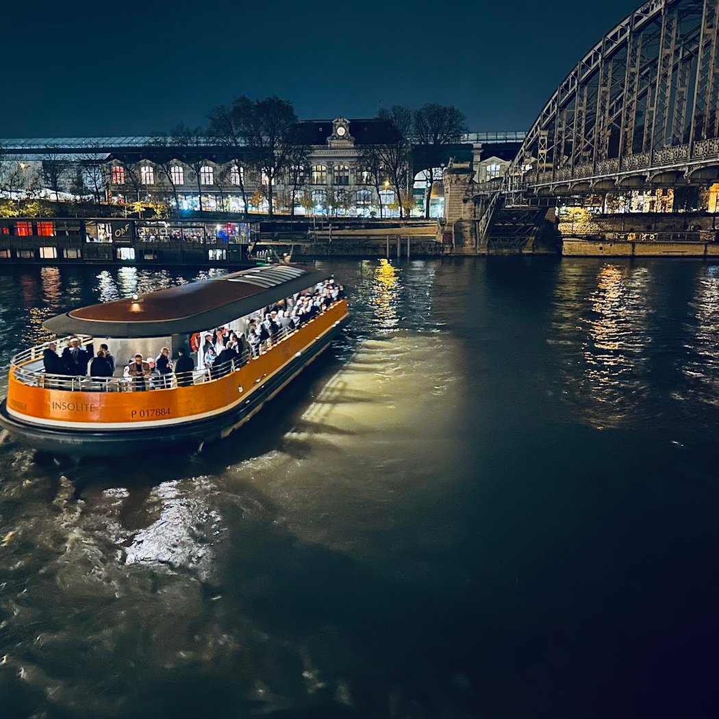 Bateaux de Paris 3