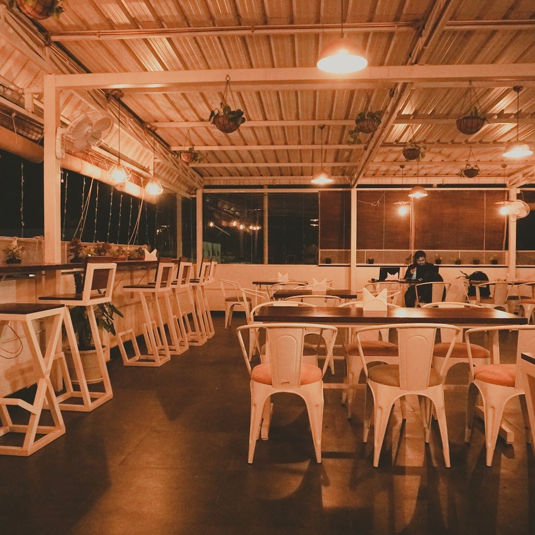 Ziesta Rooftop Cafe 2