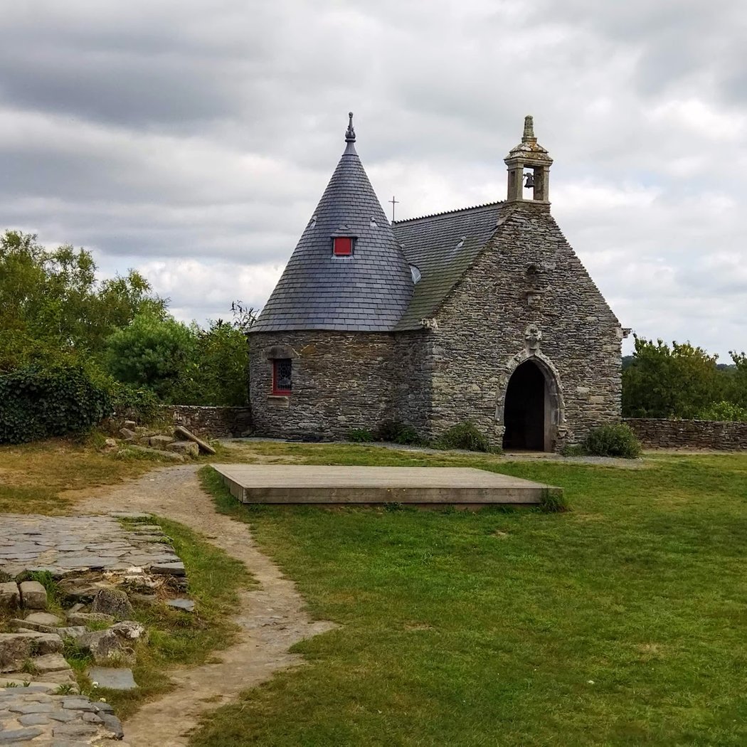 Castle Park Rochefort en Terre 2