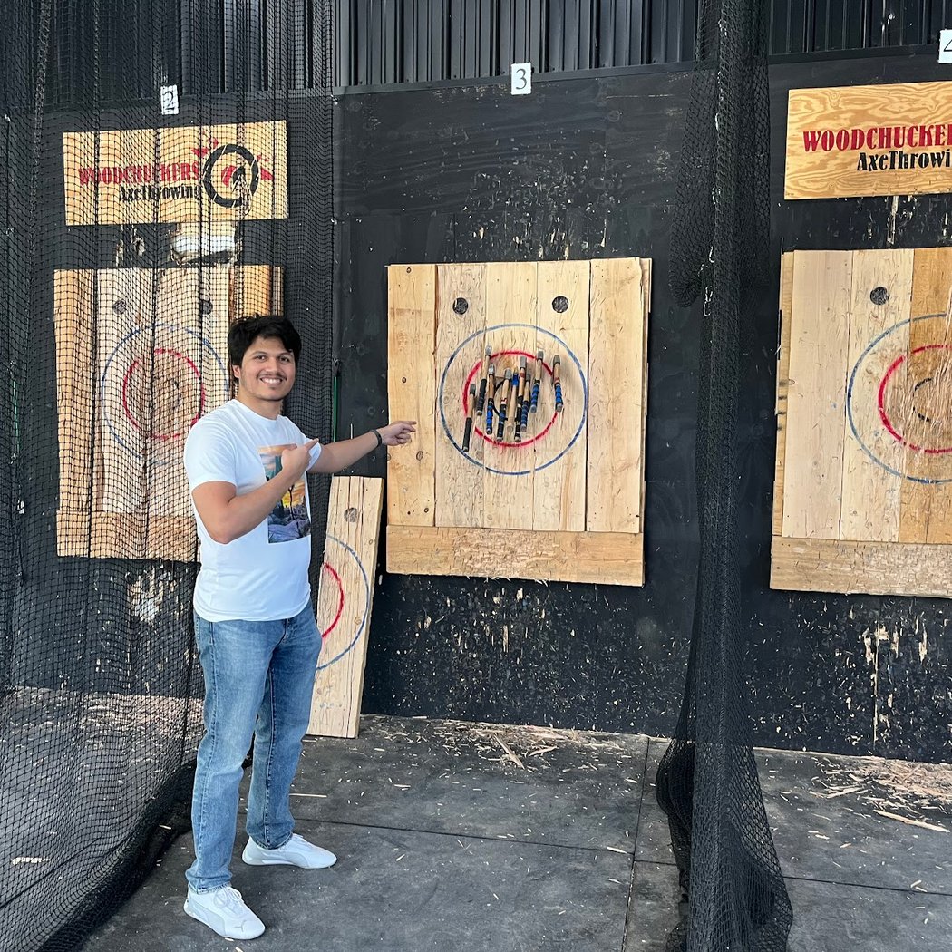 Woodchuckers Axe Throwing 1