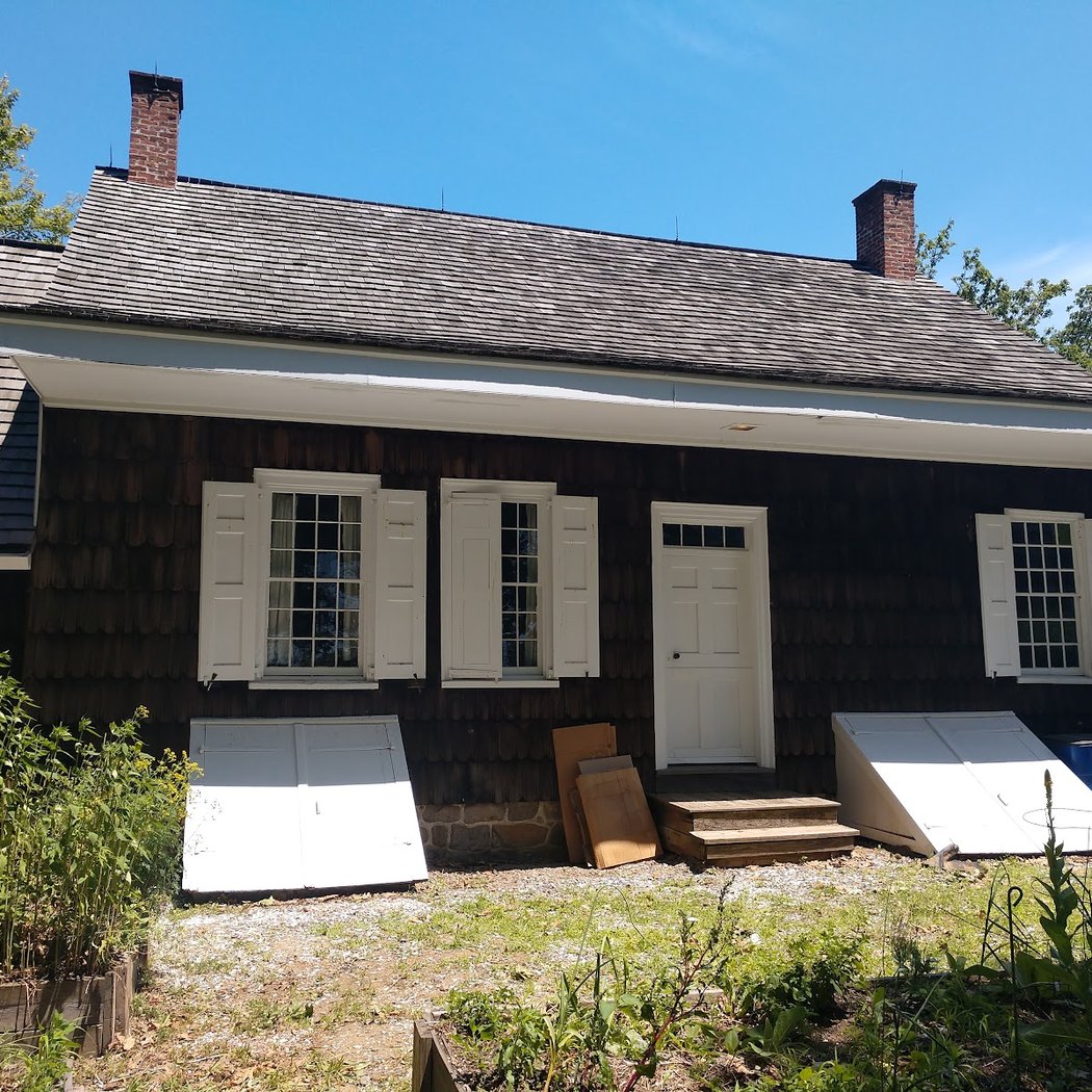 Fidler-Wyckoff House Park 2