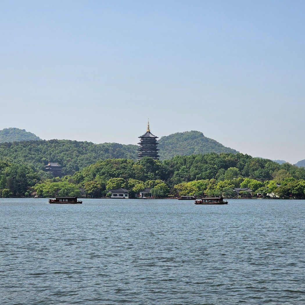 Xi Lake 3