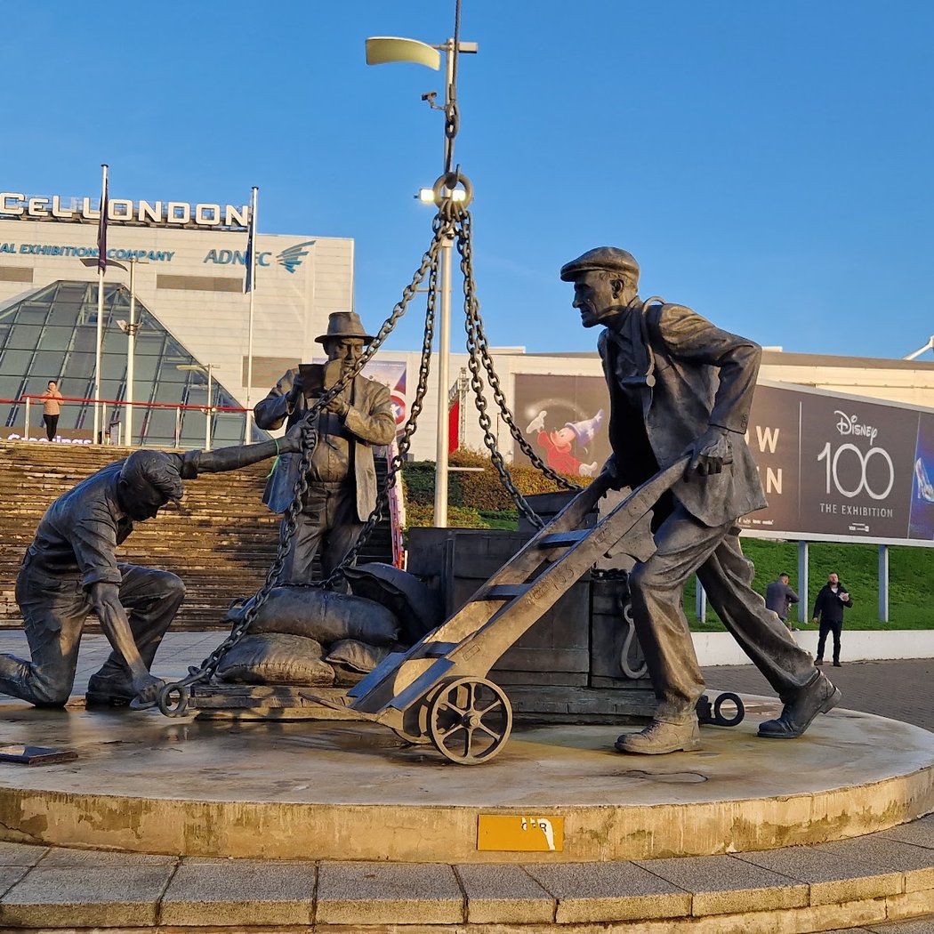 Excel London 4