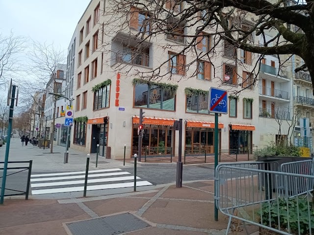 Le Grove 3
