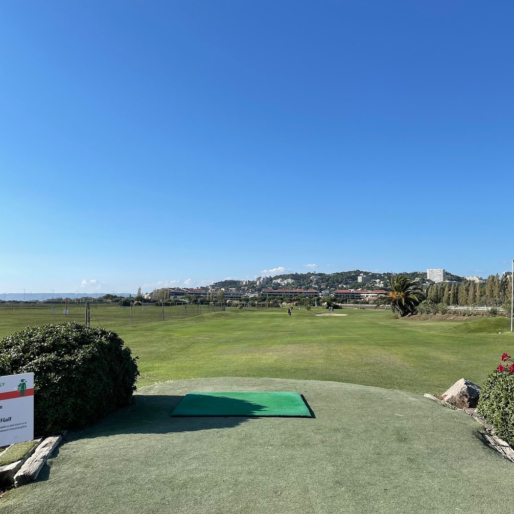 Daily Golf Marseille Borely 3