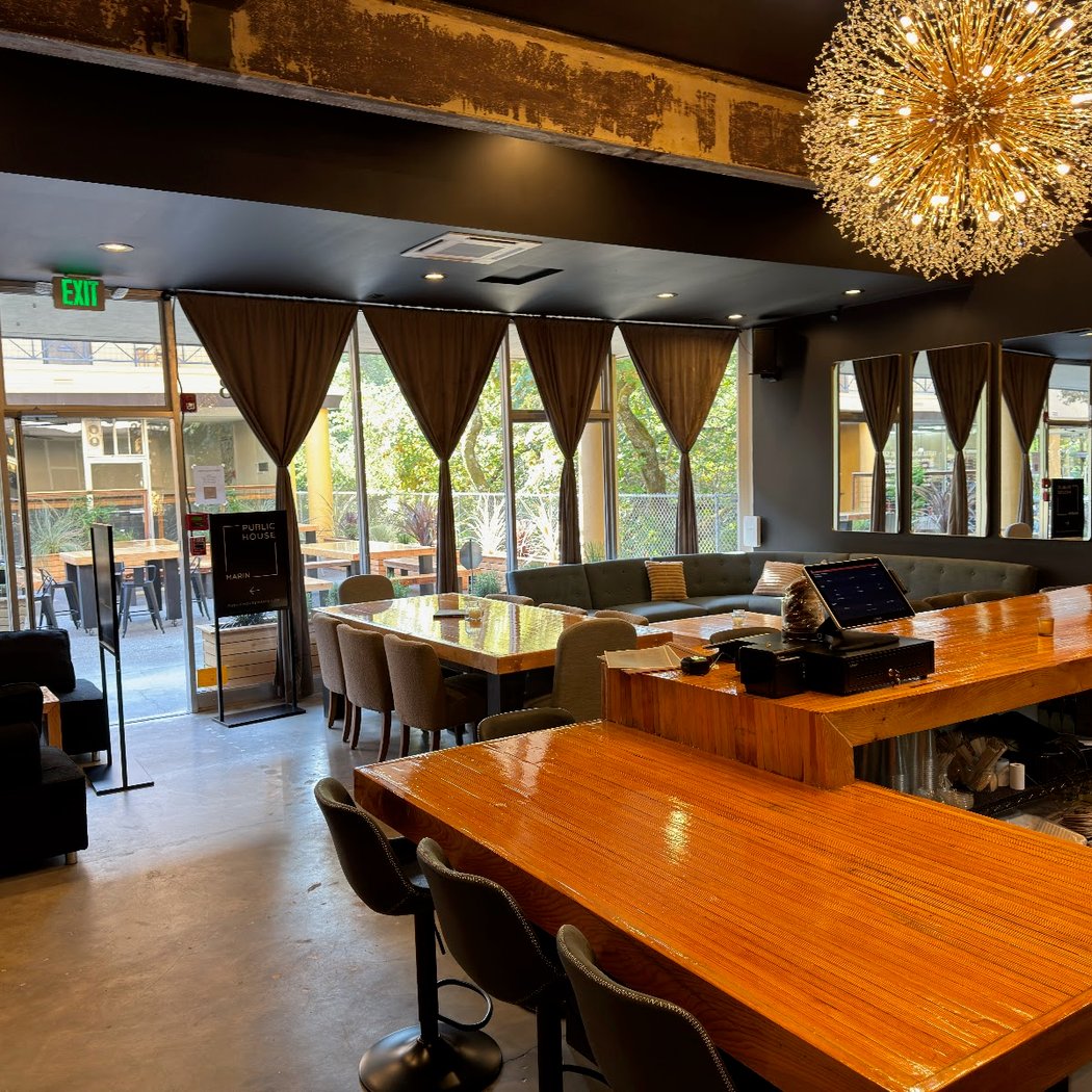 Public House Marin 2
