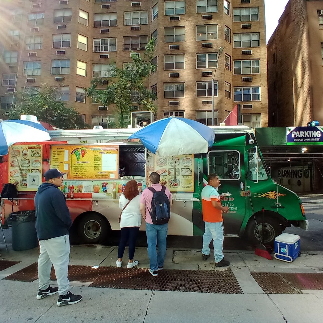 Taquería Juquelita Food Truck 1