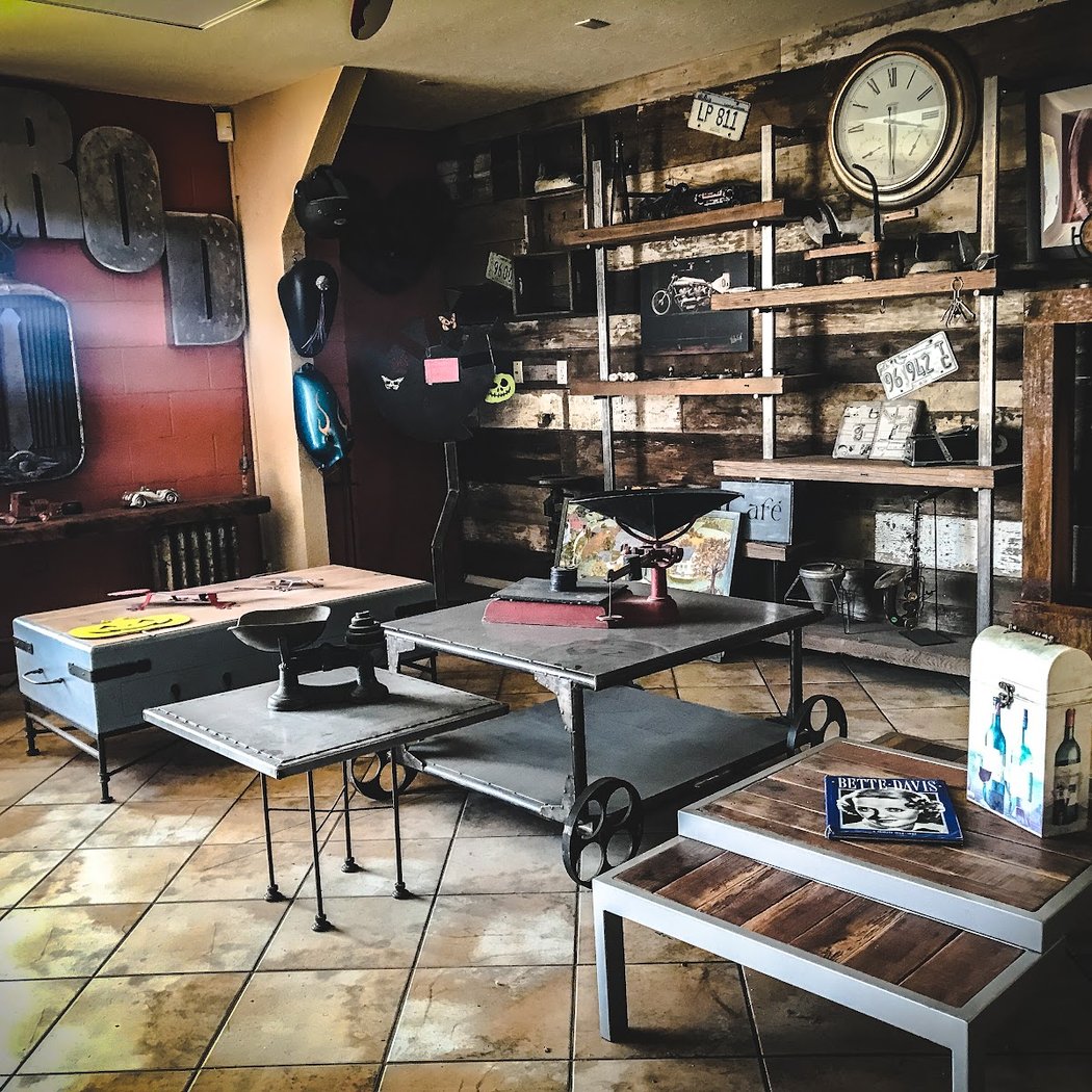 Big Al's Custom Rustic Furniture 2