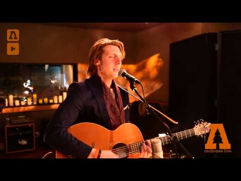 Eric Hutchinson 1
