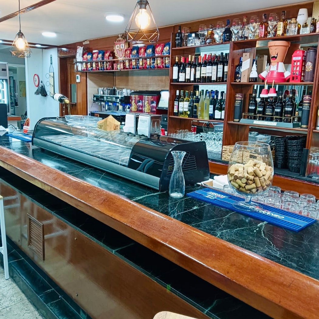 Cafetería Cervecería MIGUELÓN *POR TI* 2